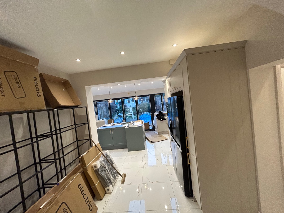Painter and Decorator: Image 39